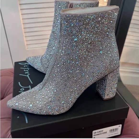 Rhinestone boots - Picture 3 of 10